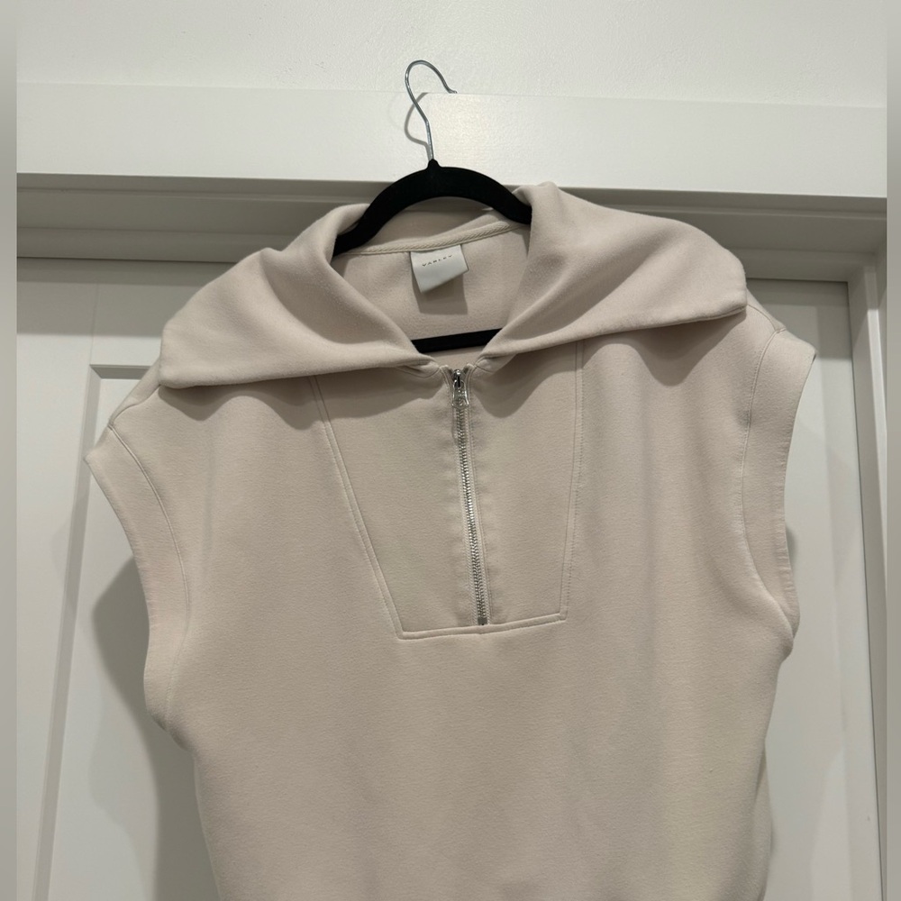 Varley Cream Sleeveless Half-Zip Hoodie